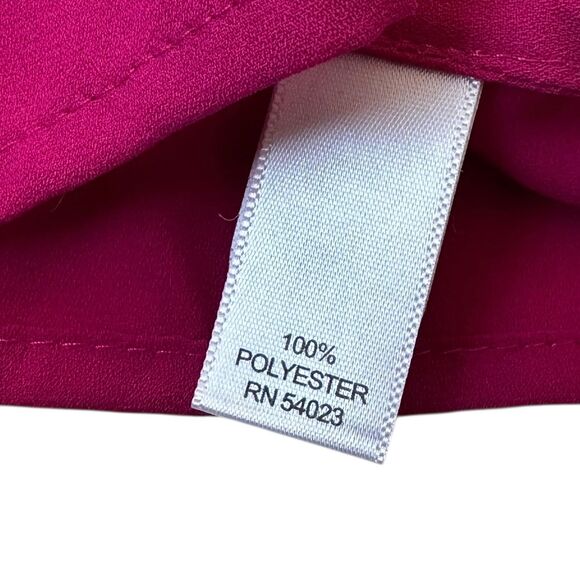 Banana Republic Fuchsia Pink V-neck Sleeveless Blouse Women's Top Size 2 | 26-34 - Picture 4 of 6